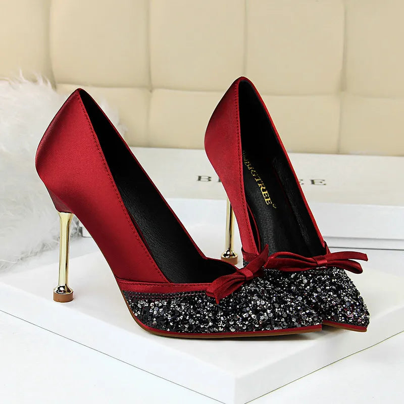 Women Bling Design Pointed Toe Pumps 3261