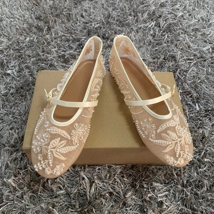 Women Hollow Embroidery Pearl Mesh Ballet Flats