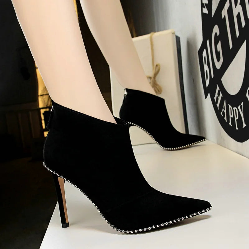 Women Rivet Design Pointed Toe High Ankle Boots 6235