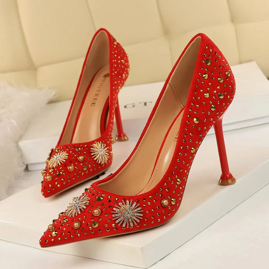 Women Flock Metal Decorative Rhinestone Design Pointed Toe Pumps 2467-1