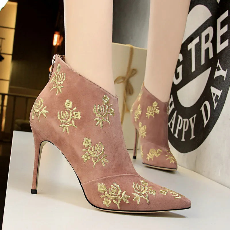 Women Pointed Toe Winter Embroidery Ankle Boots 1261