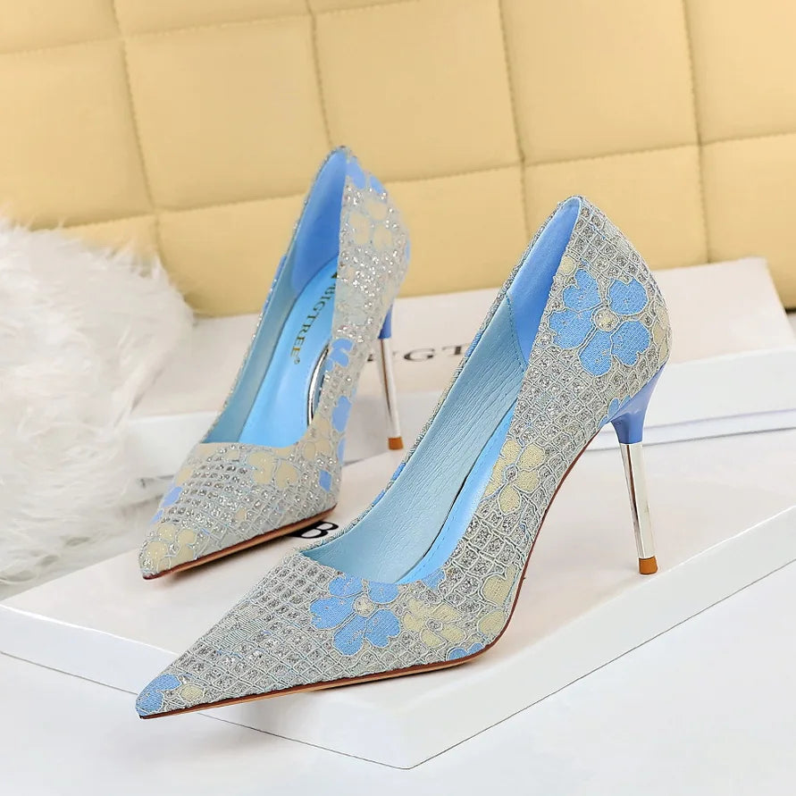 Women's Pointed Toe Floral Design Pumps 869-9