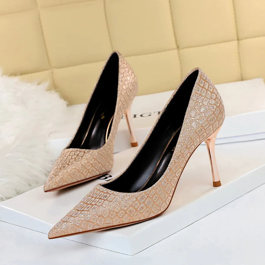 Women Sequined Cloth High Heels Shoes Pumps 361-1