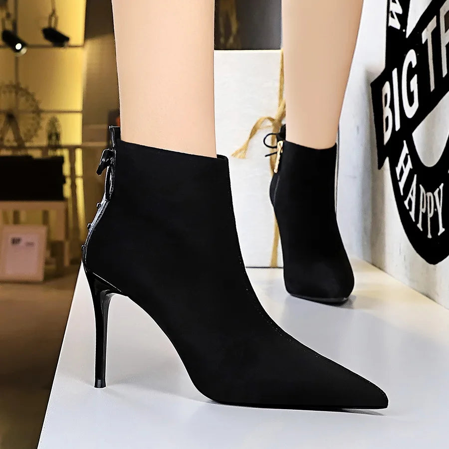 Women Pointed Toe Thin Heels Ankle Boots 363-2